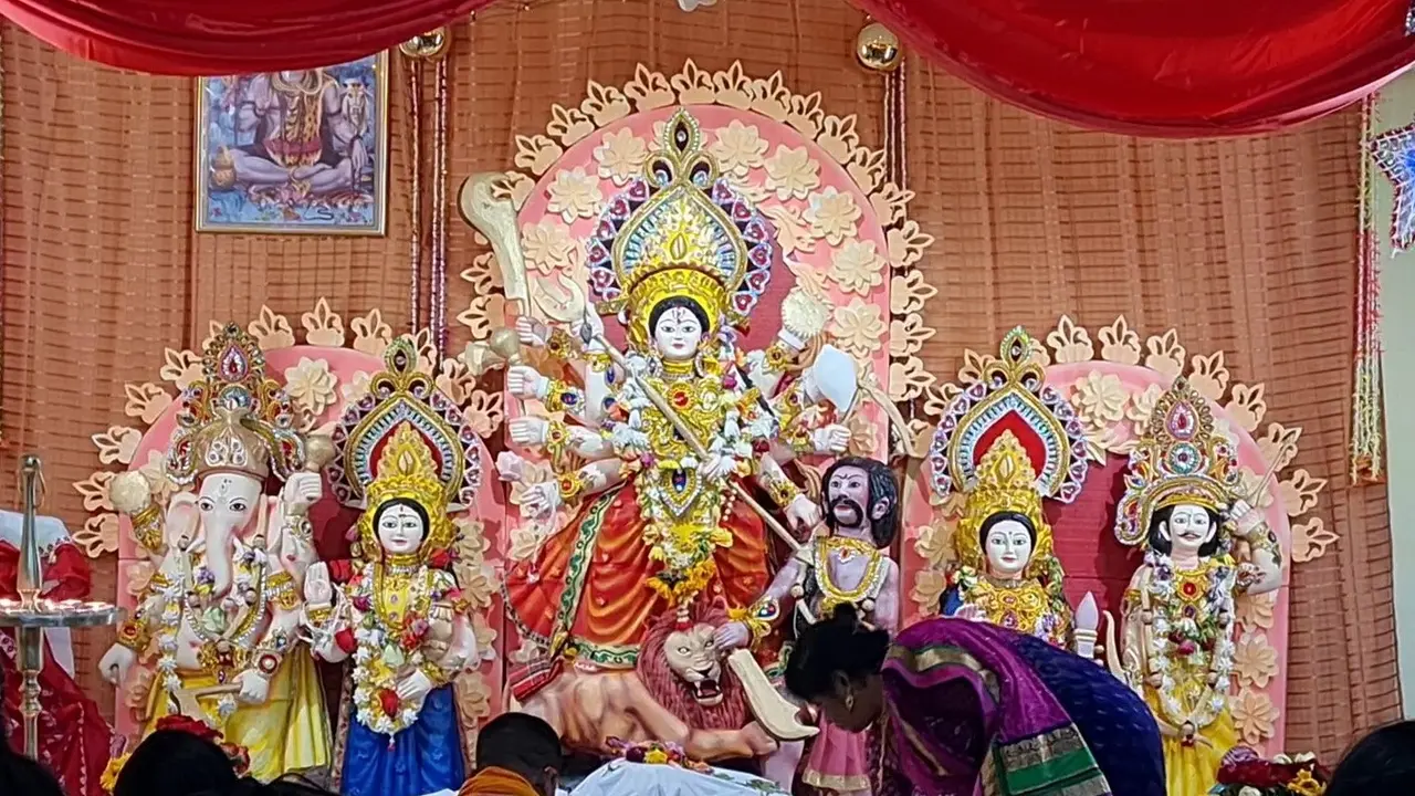 জার্মানিতে আনন্দ-উৎসবে দুর্গাপূজা উদযাপন