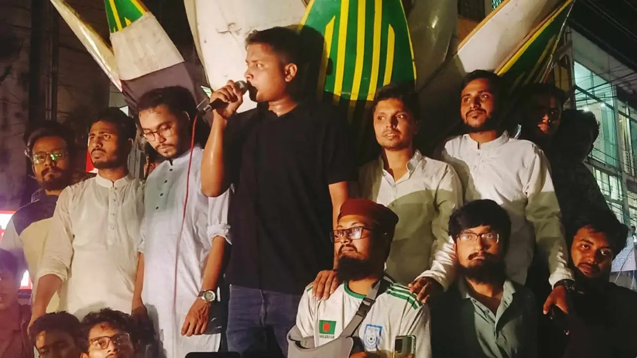আ.লীগকে আইনগতভাবে নিষিদ্ধ করতে হবে : হাসনাত আব্দুল্লাহ
