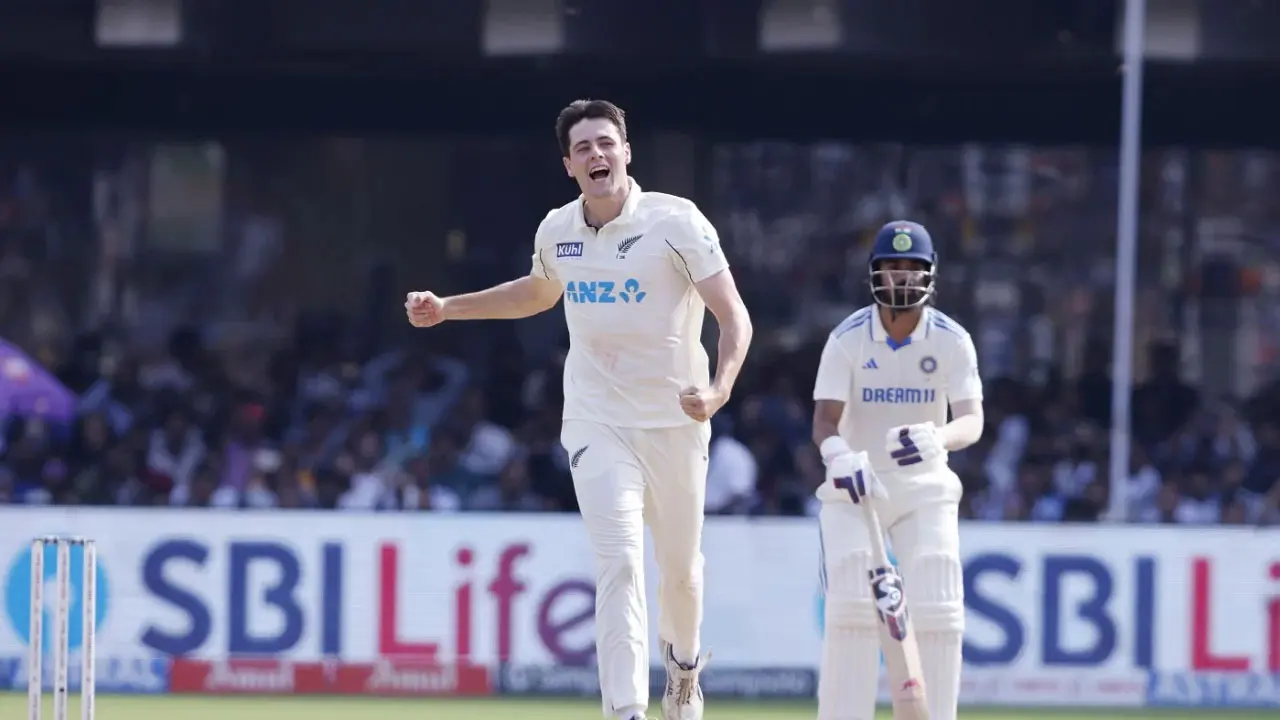 নতুন বলে ভারতের ভরাডুবি, জয়ের অপেক্ষায় নিউজিল্যান্ড