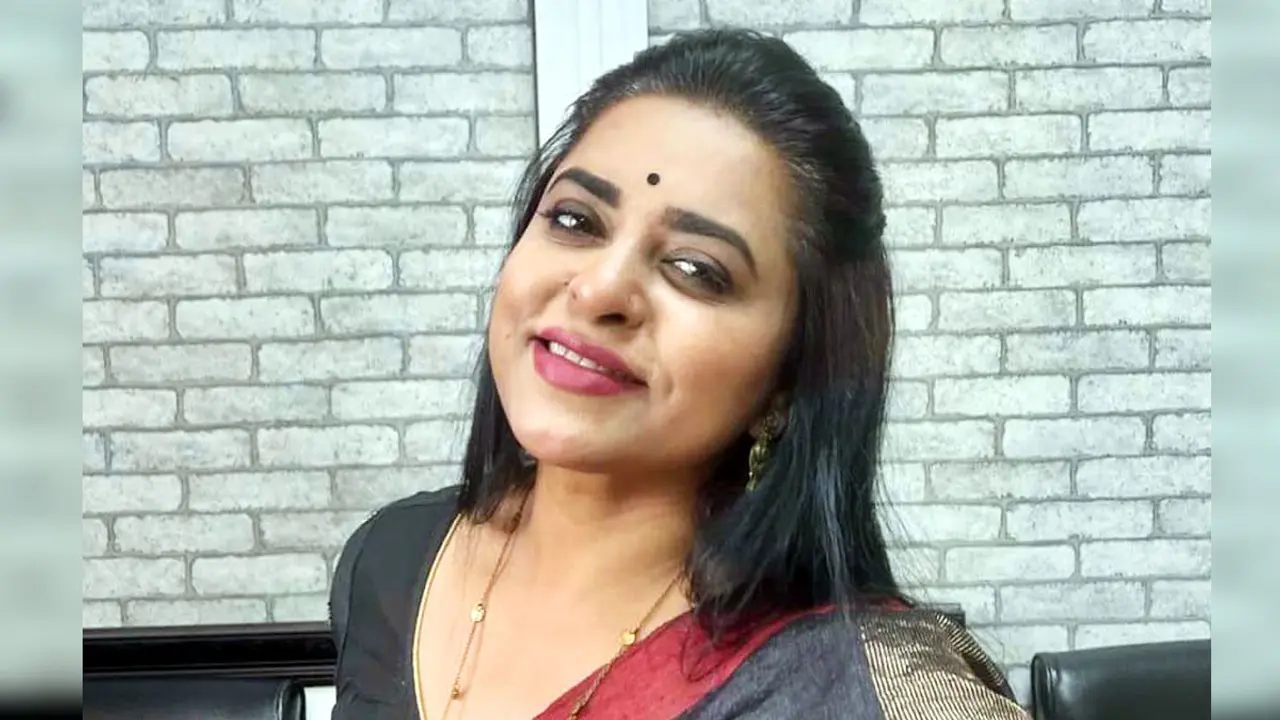 চাকরি হারালেন জ্যোতিকা জ্যোতি
