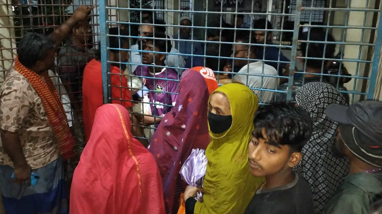 কুষ্টিয়ায় বিদ্যুৎস্পৃষ্টে একই পরিবারের ৩ জনের মৃত্যু