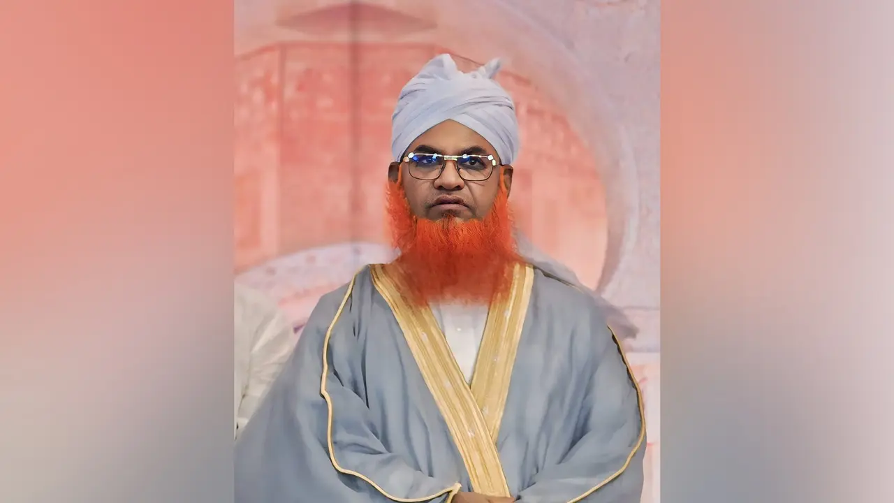 নানা কেলেঙ্কারির অভিযোগে ফেনী আলিয়া মাদ্রাসার অধ্যক্ষ বরখাস্ত