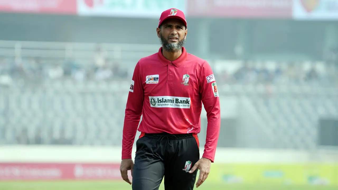 মাহমুদউল্লাহকে ছেড়ে দিলো বরিশাল