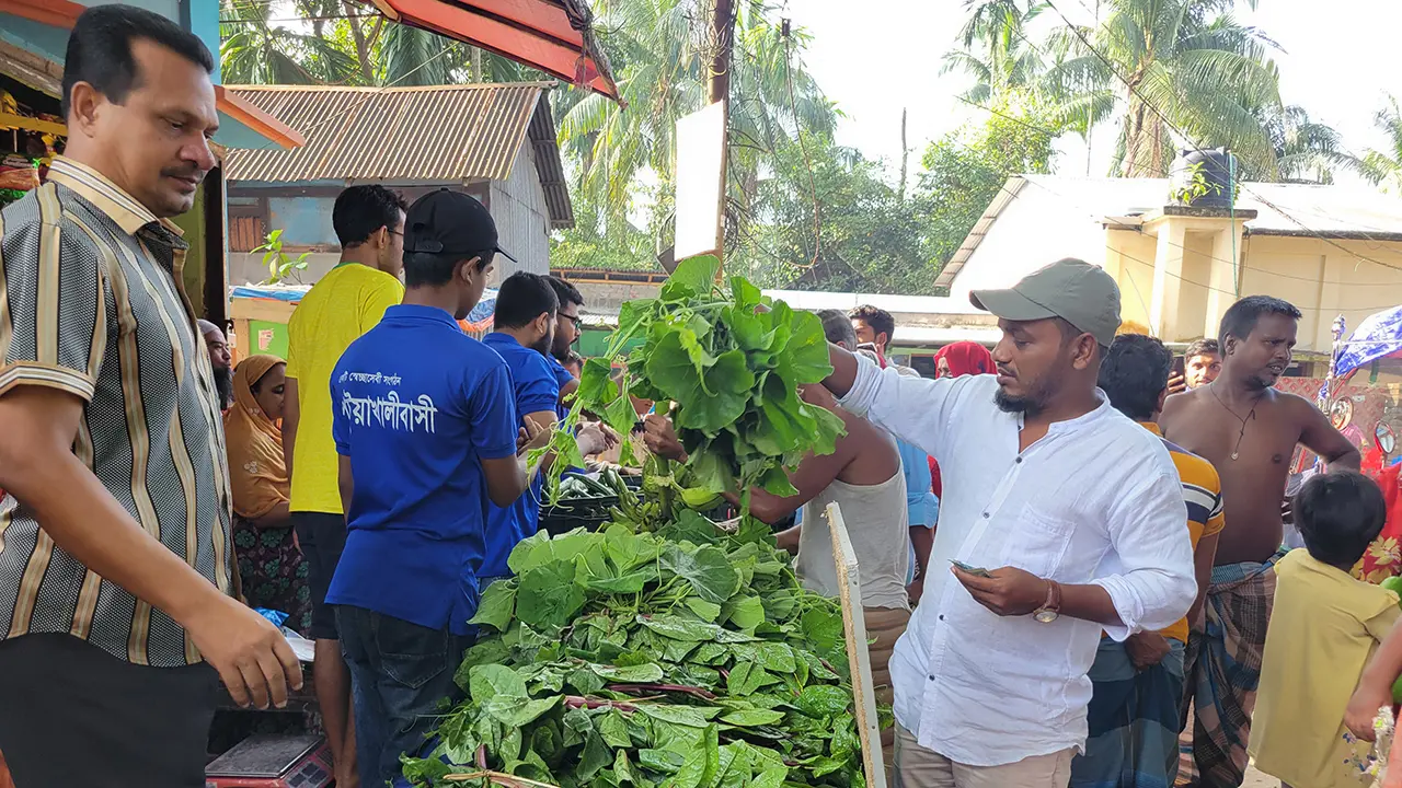 পটুয়াখালীতে প্রশংসায় ভাসছে সস্তার বাজার
