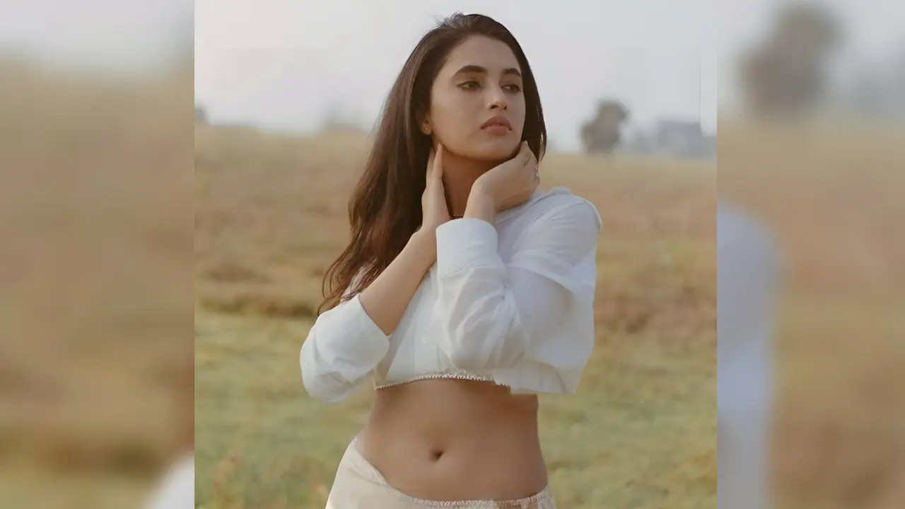 অল্পের জন্য রক্ষা পেলেন প্রিয়াঙ্কা, ভিডিও ভাইরাল