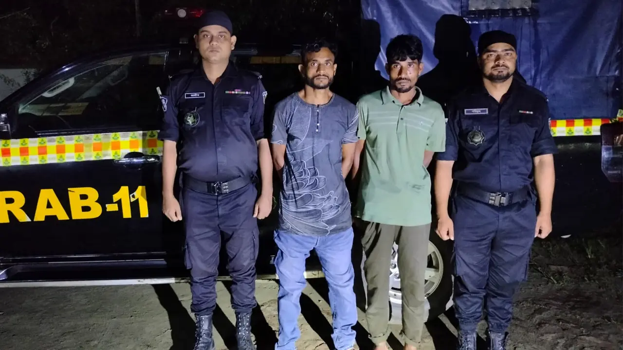 শরীরে ব্যবহৃত স্বর্ণ কাল হলো ফিরোজার, গ্রেপ্তার ২