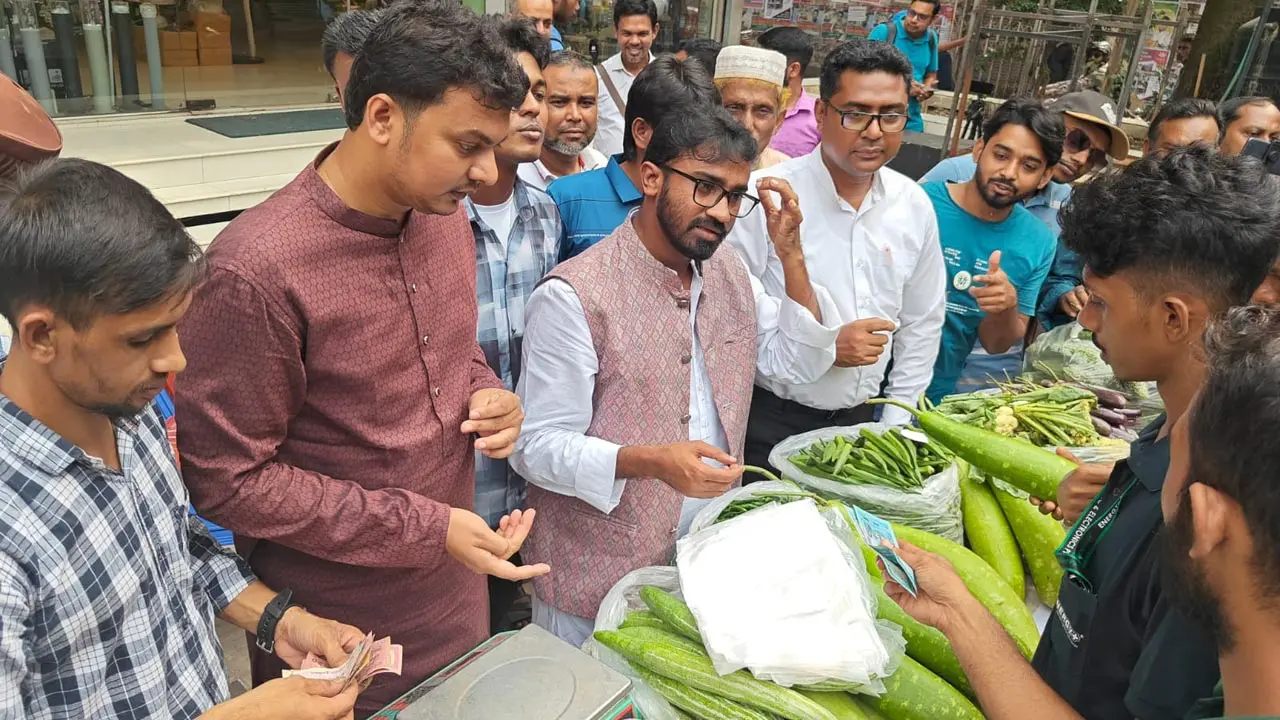 ‘জনগণ ক্ষুধার্ত পেটে রাষ্ট্র সংস্কারের গল্প শুনতে চায় না’