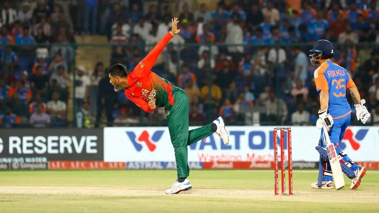 মাহমুদউল্লাহর এক নো বলের পর সব তছনছ, ধ্বংসযজ্ঞ চালাল ভারত