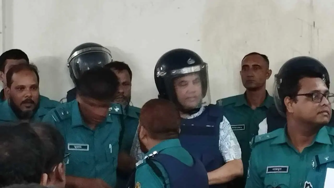 চার মামলায় সাবেক মন্ত্রী সাবের হোসেনের জামিন