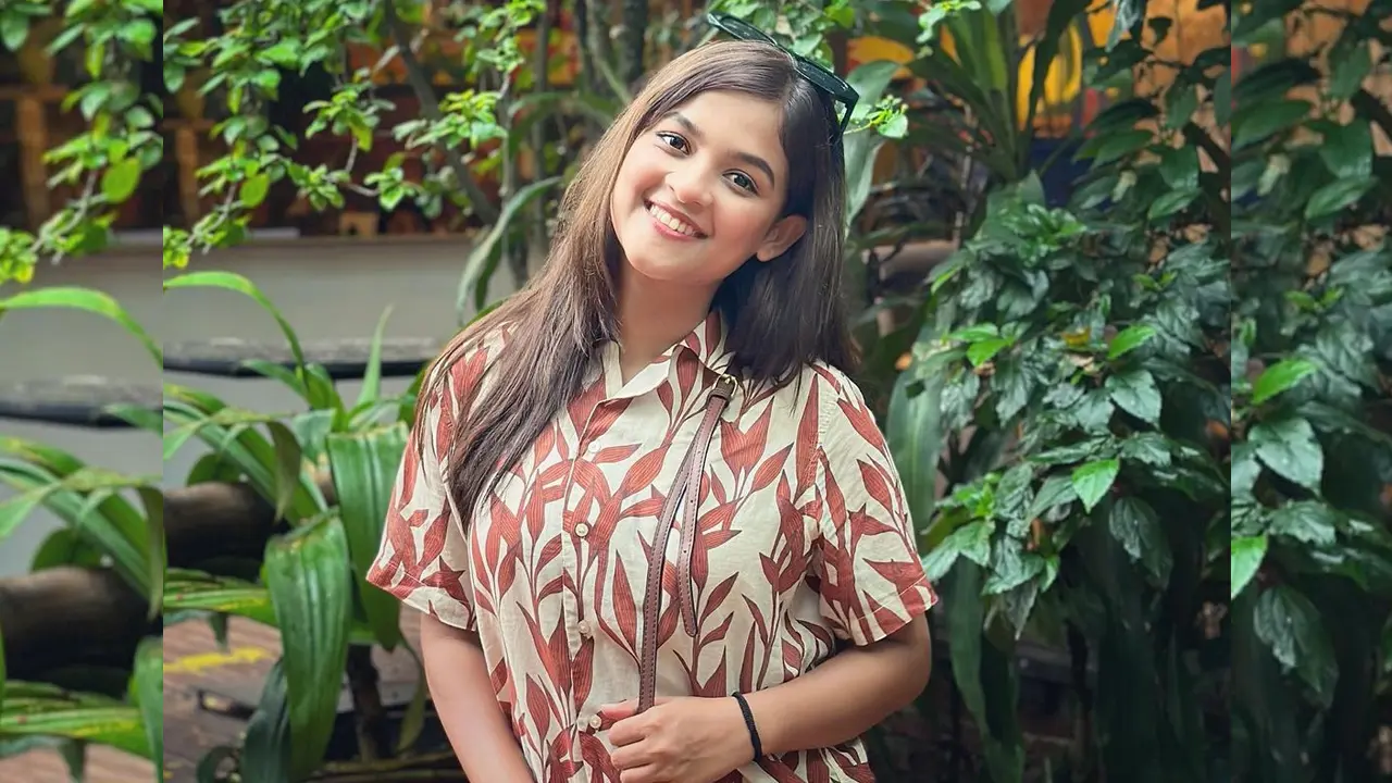সমালোচনার মুখে আইডি ডিএক্টিভেট করলেন সাদিয়া আয়মান