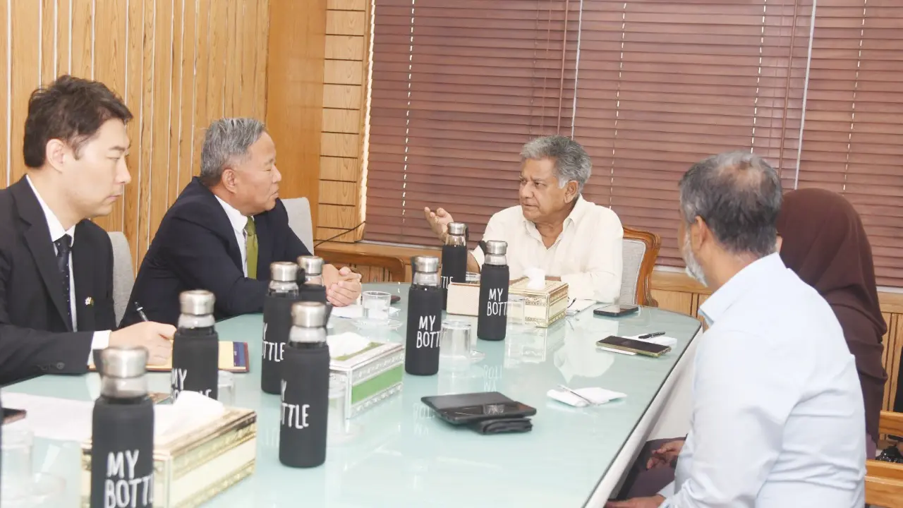 জাহাজ শিল্পে কোরিয়ার বিনিয়োগ চায় বাংলাদেশ