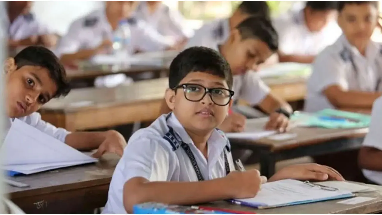 শিক্ষাপ্রতিষ্ঠান বন্ধ থাকবে ১১ দিন, সরকারি অফিস ৩ দিন