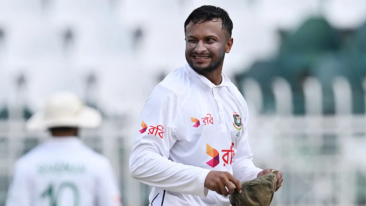 দেশের মাটিতে সাকিবের অবসর প্রসঙ্গে যা বললেন বিসিবি সভাপতি