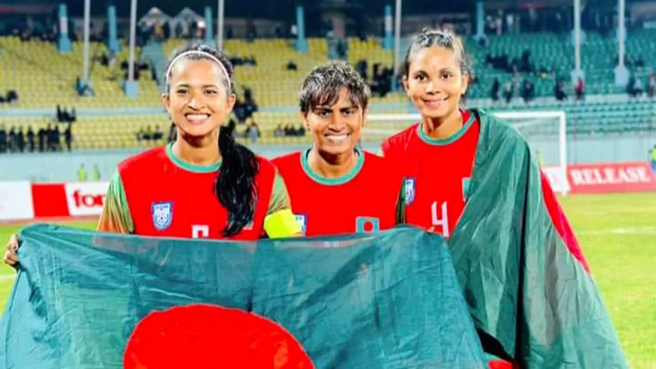 সাফ শিরোপা জয়ে সাতক্ষীরার ৩ কন্যার অবদান