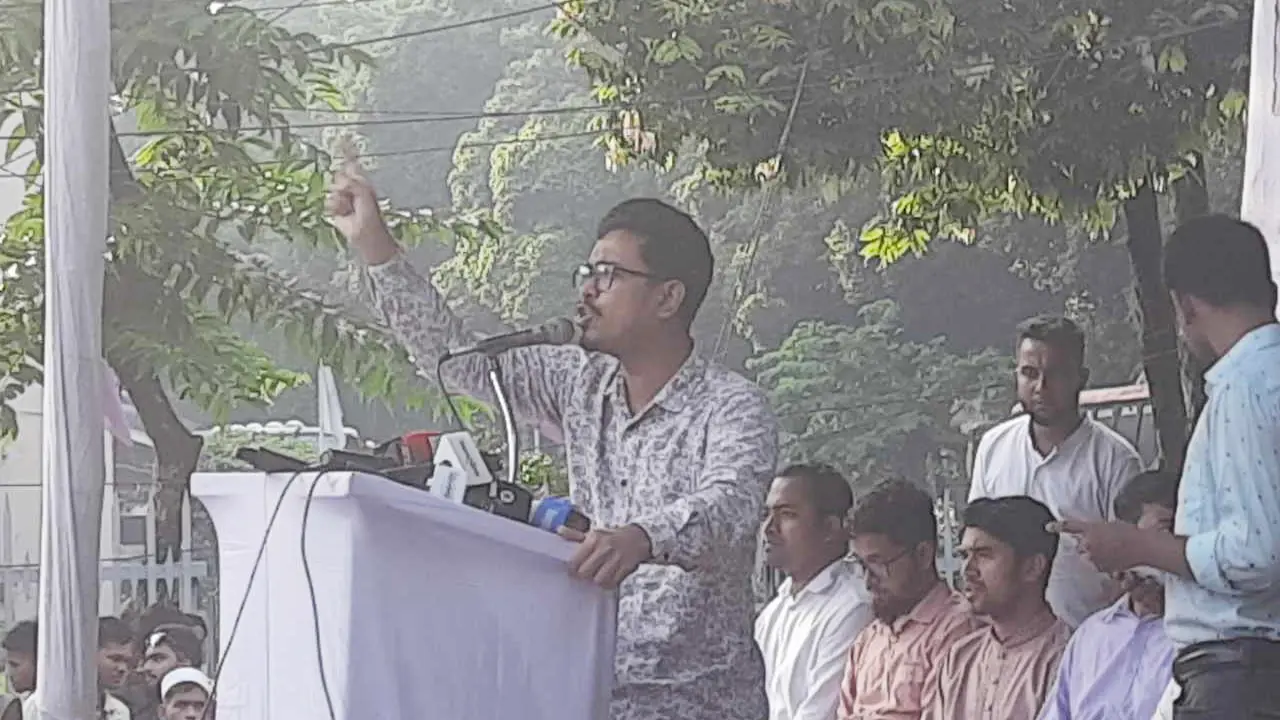 ছাত্র-জনতার ওপর হামলাকারীদের বিরুদ্ধে মামলা করুন