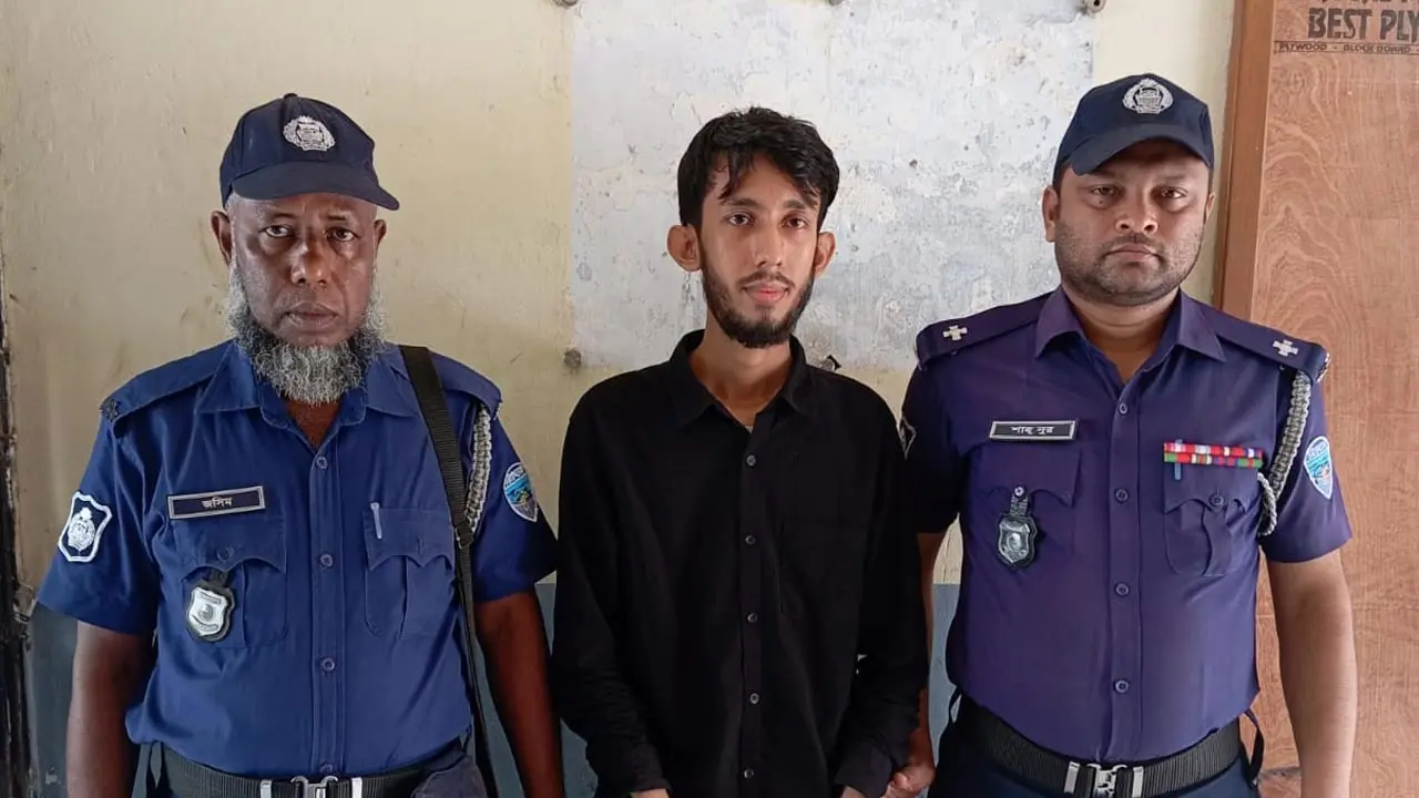 ঢাবি ছাত্রলীগ নেতা শুভ ব্রাহ্মণবাড়িয়ায় গ্রেপ্তার