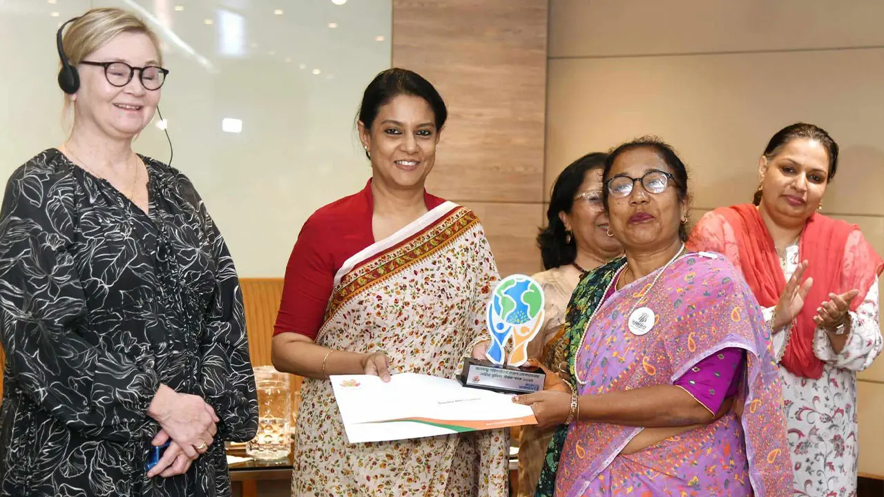 জলবায়ু পরিবর্তন মোকাবিলায় আঞ্চলিক সহযোগিতার আহ্বান
