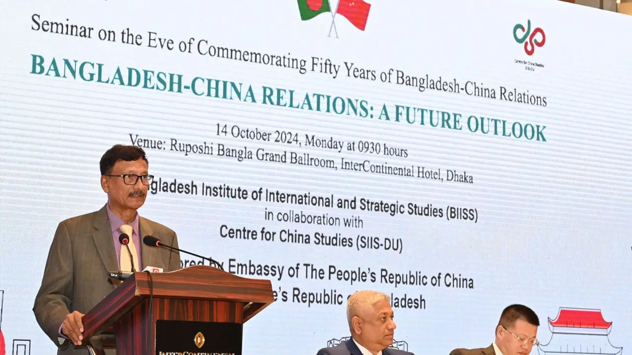 রোহিঙ্গাদের মিয়ানমারে ফেরত পাঠানো একমাত্র সমাধান