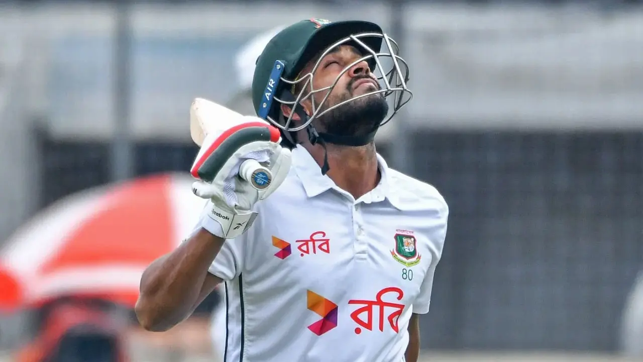 ফলোঅনে পড়ে ব্যাট করছে বাংলাদেশ