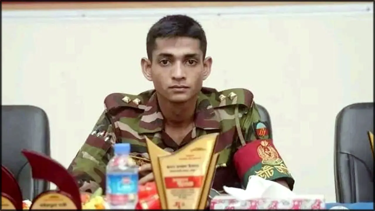 চকরিয়ায় ডাকাতের হামলায় সেনা কর্মকর্তা নিহত