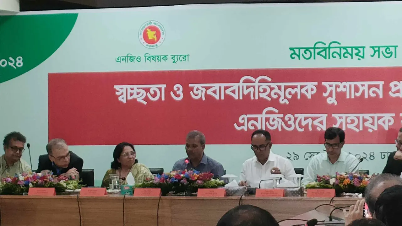 অচিরেই সাইবার আইন সংস্কারের উদ্যোগ নেওয়া হবে : আসিফ নজরুল