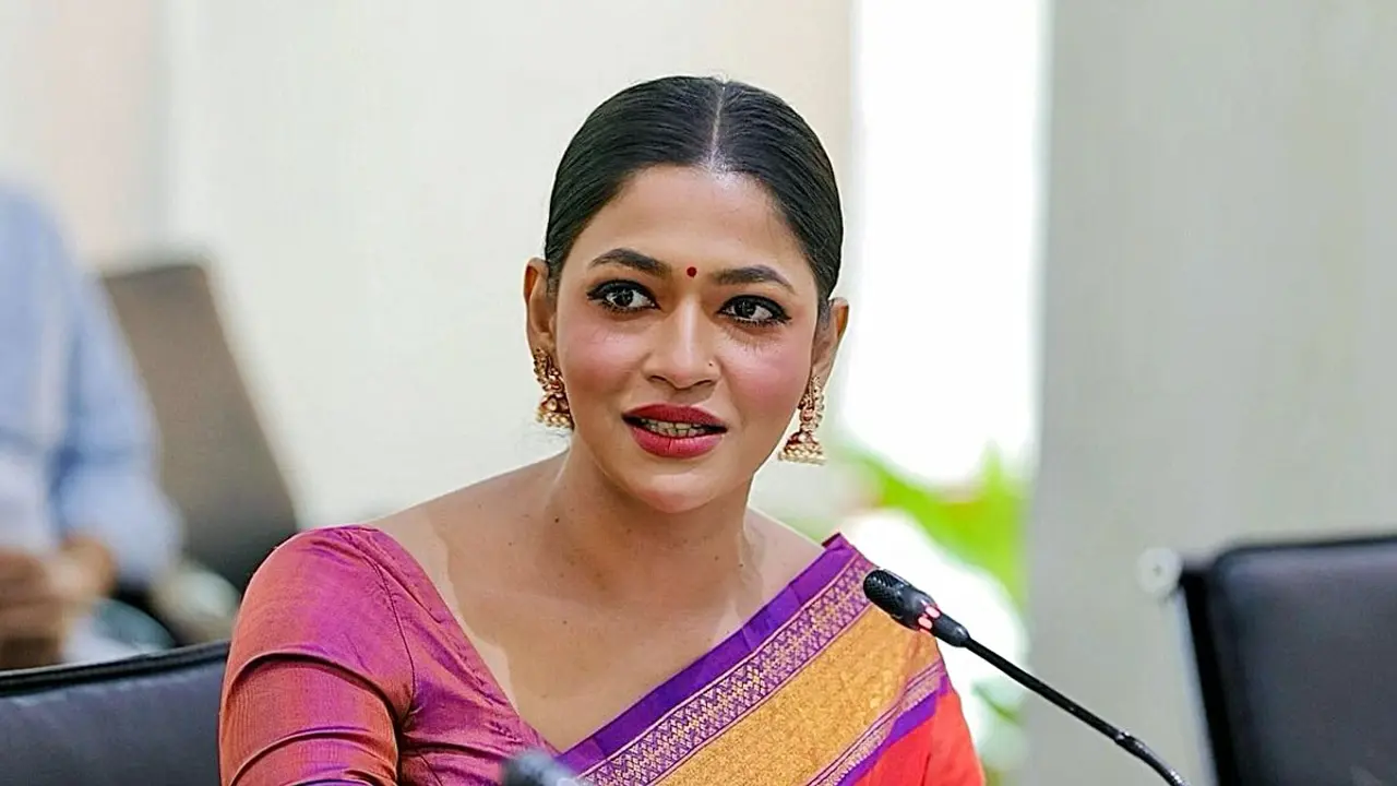 শিল্পী সংঘের নেতাদের দায়িত্ব ছাড়তে বললেন বাঁধন