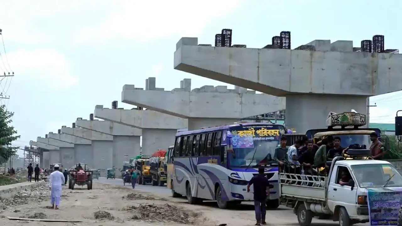 চলে গেছে ভারতীয়রা, চার লেন মহাসড়ক ও রেলপথ প্রকল্প নিয়ে অনিশ্চয়তা