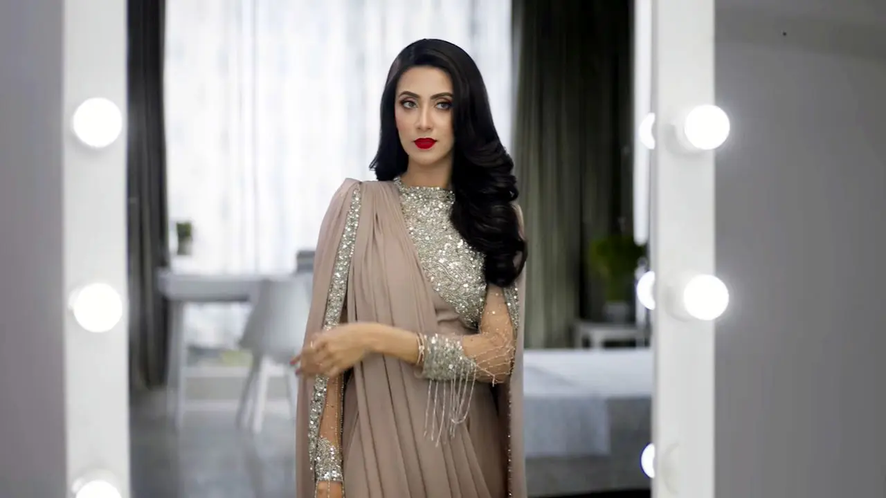 অনির্দিষ্টকালের ধর্মঘট : দেশে বিজ্ঞাপন নির্মাণ বন্ধ