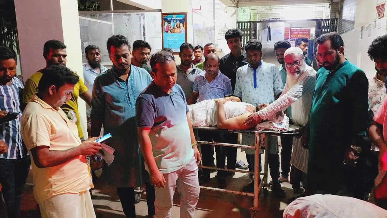 নাটোরে বিএনপি নেতাকে হাতুড়িপেটা 