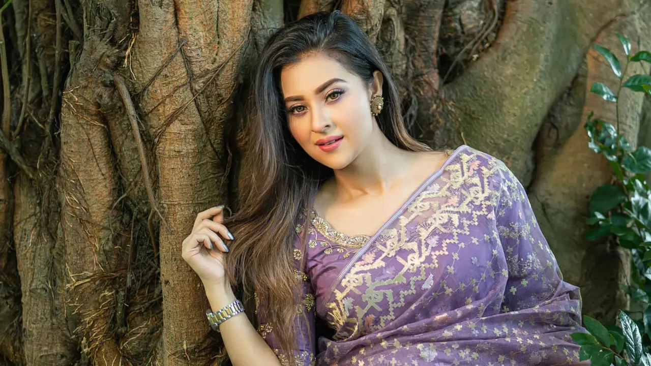 আট মাস পর নতুন ছবিতে বুবলী