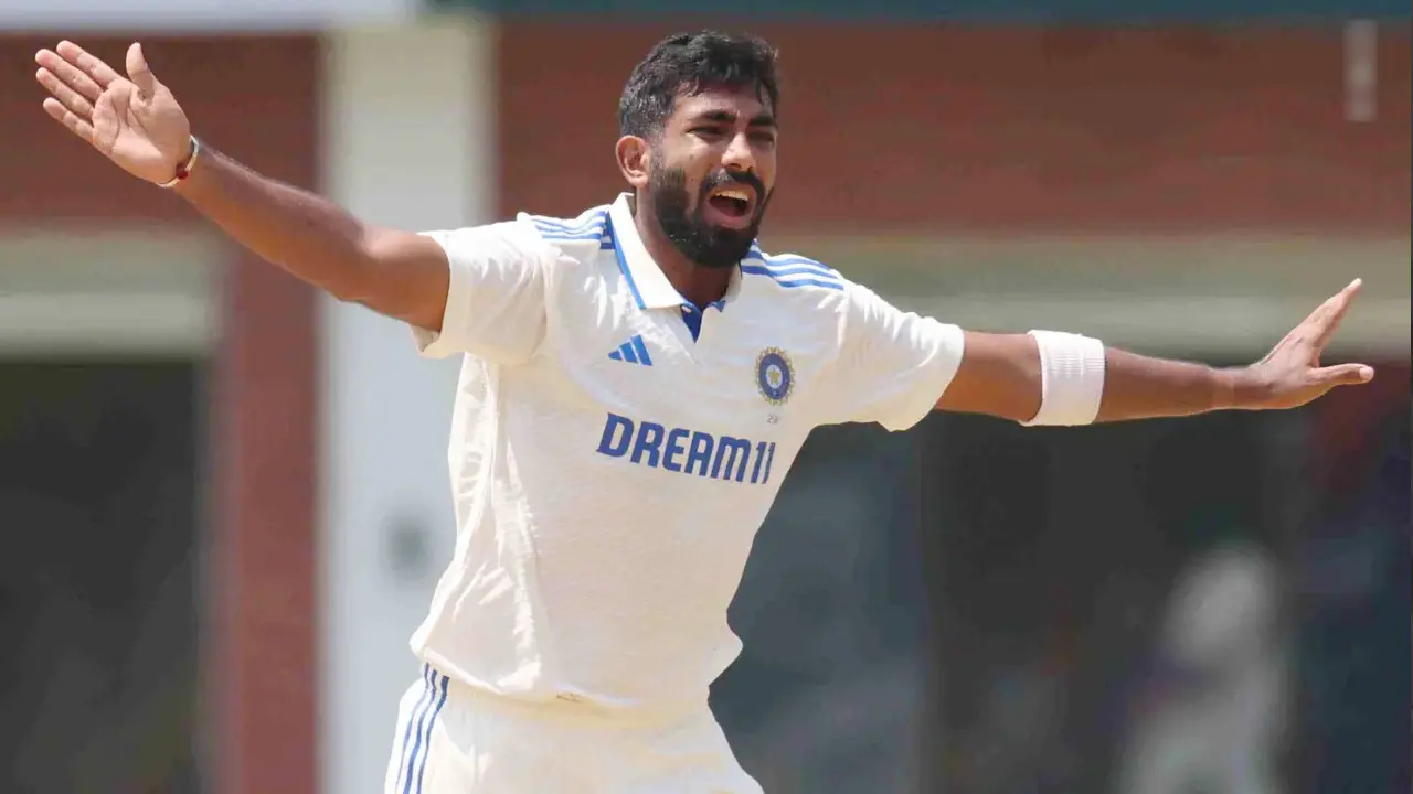 হাসানের উইকেট নিয়েই বুমরাহ’র রেকর্ড