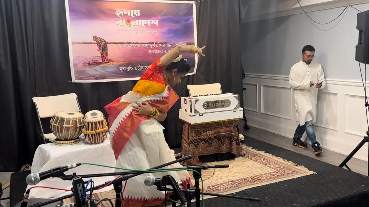 বন্যার্তদের জন্য তহবিল সংগ্রহে ‘হৃদয়ে বাংলাদেশ’ সাংস্কৃতিক সংগঠন