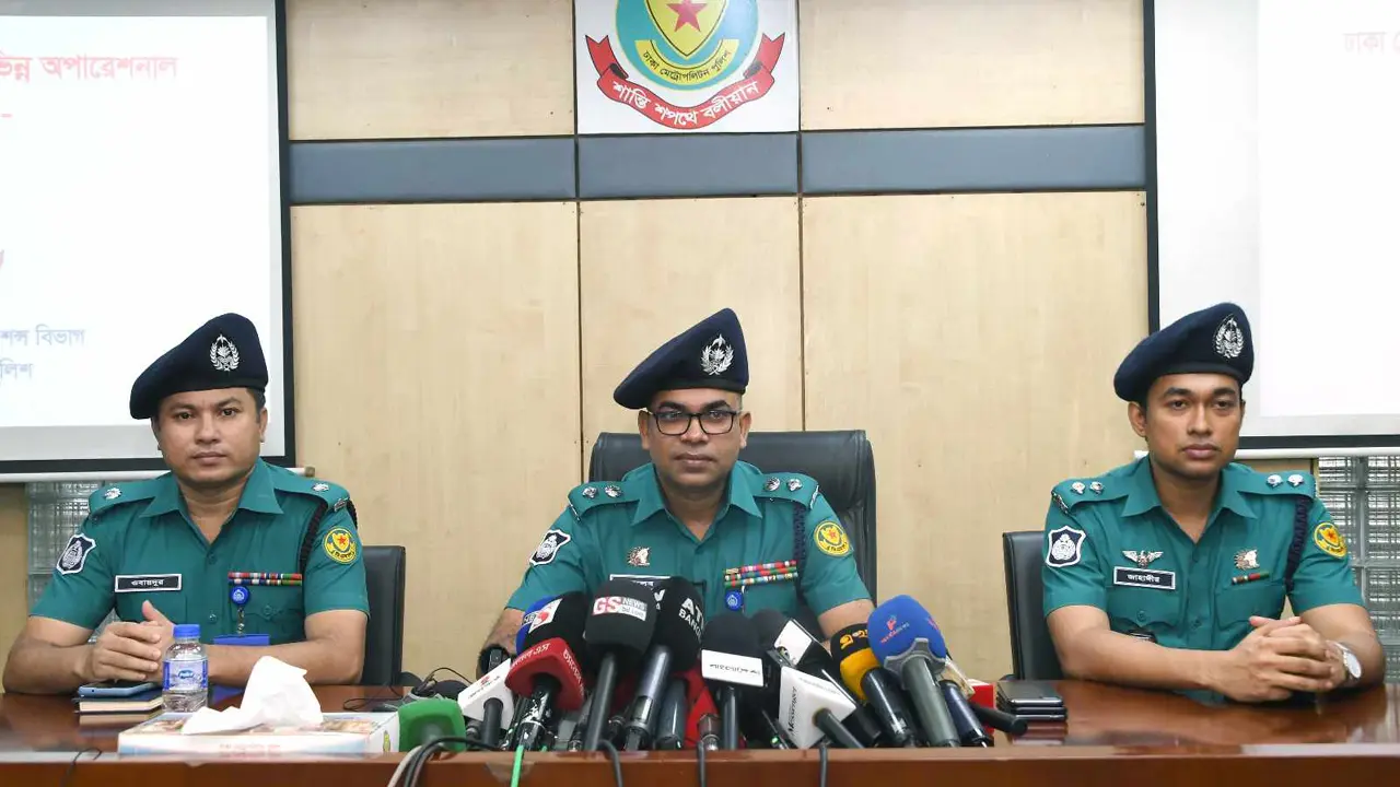 ঢাবিতে তোফাজ্জল হত্যায় জড়িত অন্যদেরও গ্রেপ্তারের চেষ্টা করছে ডিবি