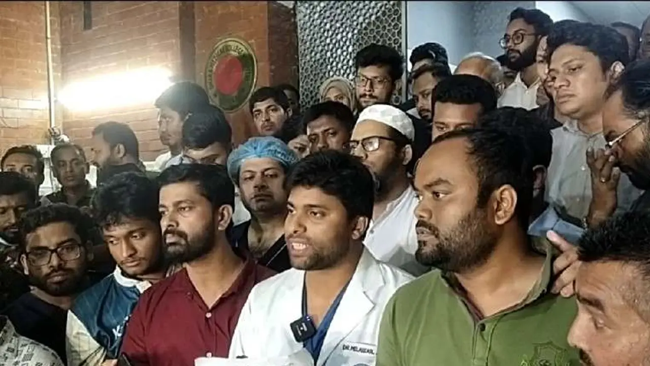 শাটডাউন স্থগিত নিয়ে ধোঁয়াশা, চিকিৎসকরা বলছেন ‘চলবে’ 