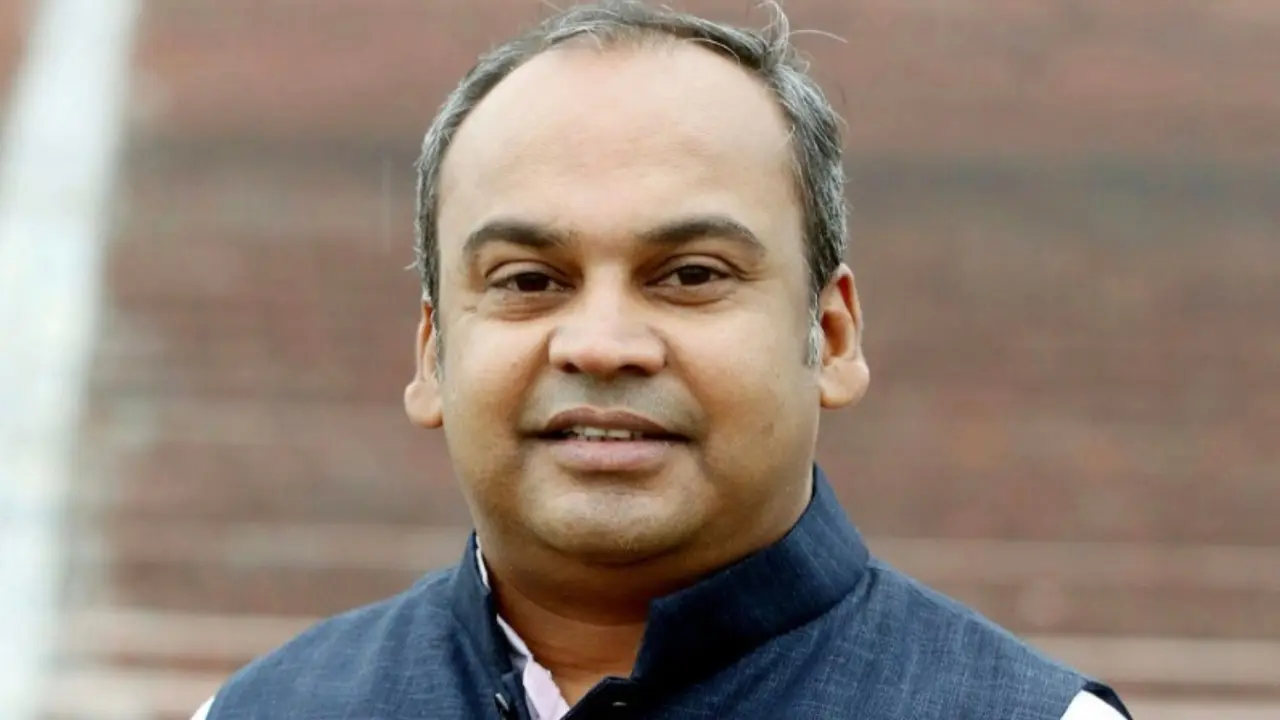 বিসিবি থেকে পদত্যাগ করলেন দুর্জয়