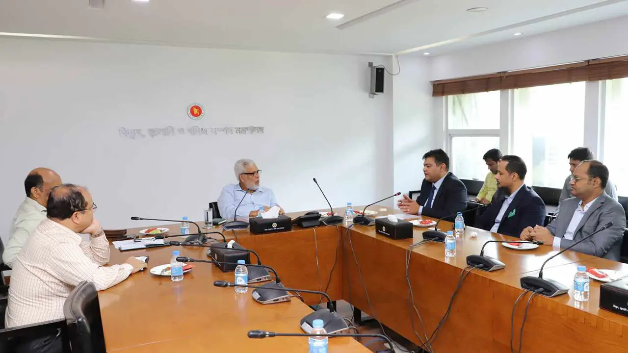 চলতি মাসে চালু হতে পারে সামিটের এলএনজি টার্মিনাল