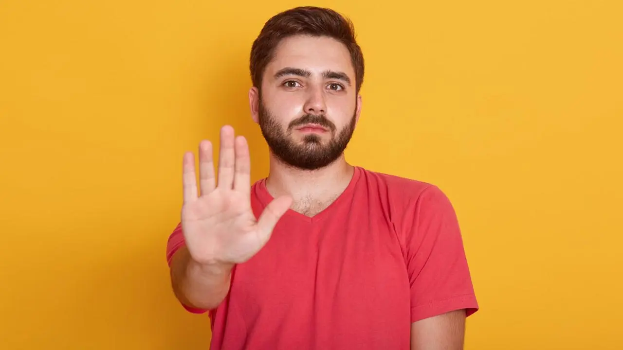 কীভাবে বুঝবেন, সে আপনার বন্ধু নয়?