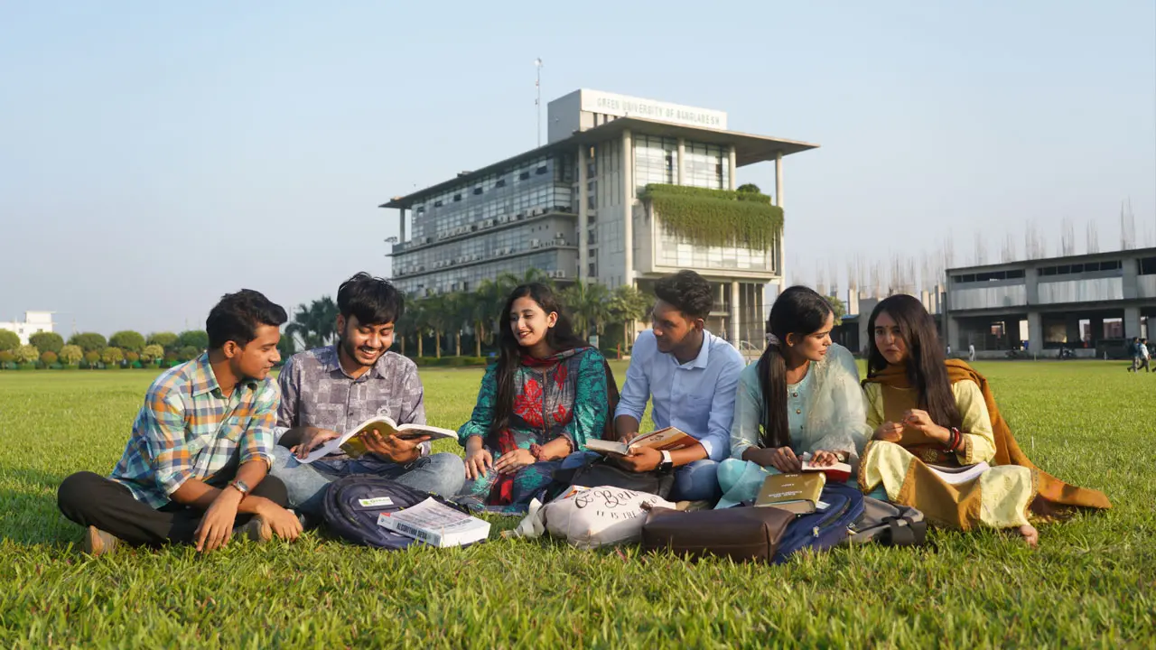 গ্রিন ইউনিভার্সিটিতে বিশেষ ছাড়ে ভর্তির সুযোগ
