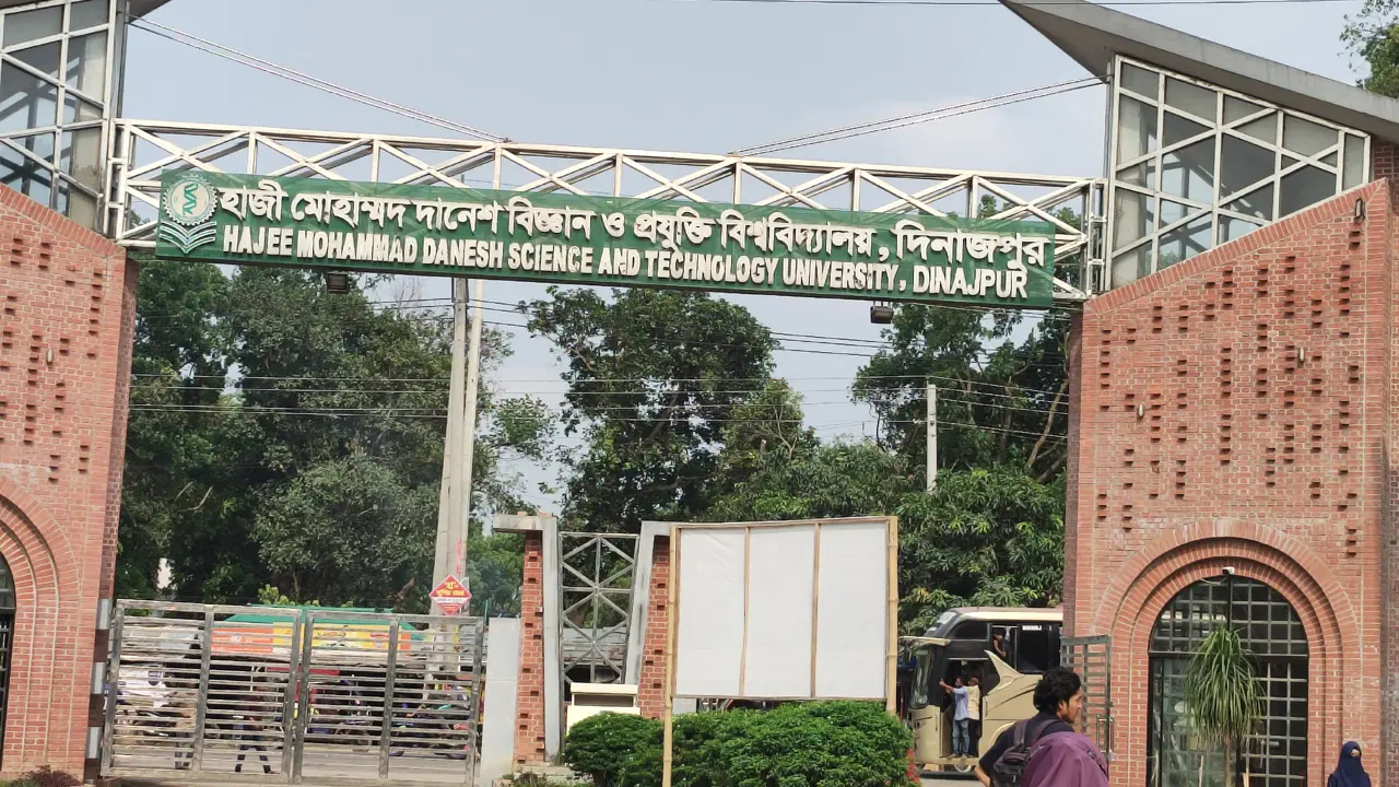 হাবিপ্রবি ছাত্রীর ঝুলন্ত মরদেহ উদ্ধার
