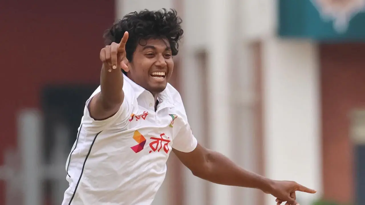 ভারতের মাটিতে প্রথম বাংলাদেশি হিসেবে ইতিহাস হাসানের