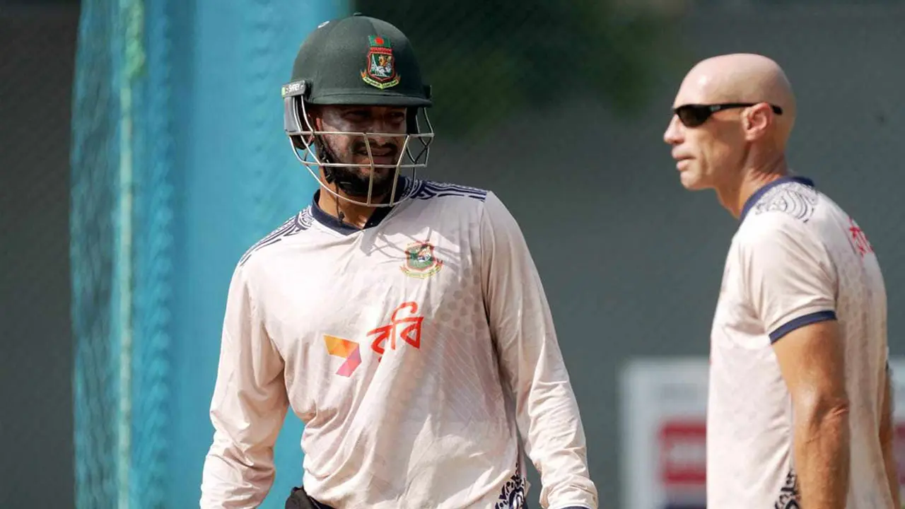 সাকিবের ইনজুরি নিয়ে কী বললেন বাংলাদেশ কোচ