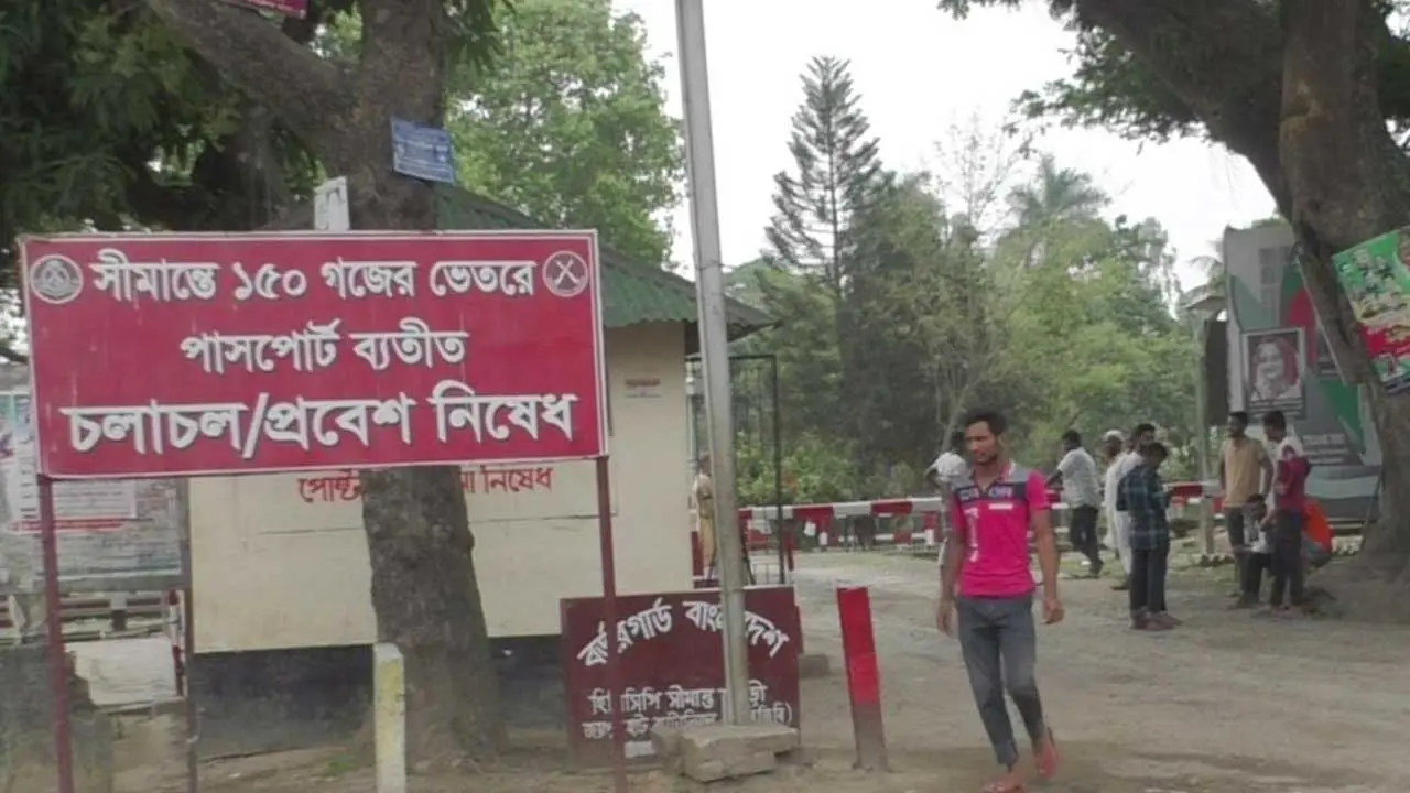 হিলি স্থলবন্দরে আমদানি-রপ্তানি বন্ধ