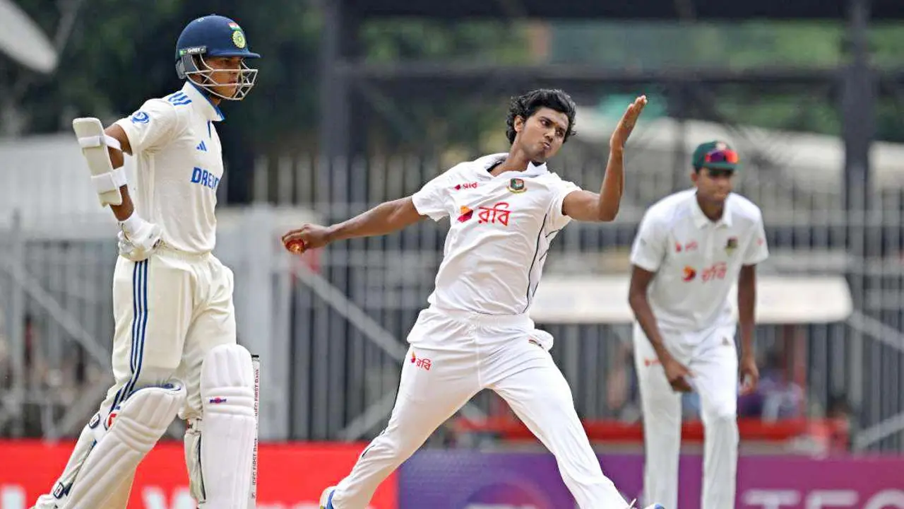 বাংলাদেশি বোলারদের প্রশংসায় সৌরভ