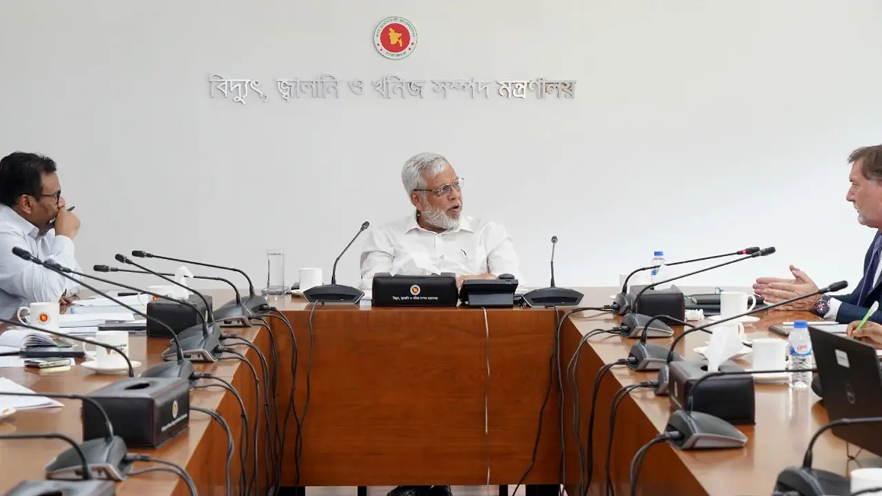 বিদ্যুতের দাম বাড়ার পেছনে অপ্রয়োজনীয় ও ব্যয়বহুল প্রজেক্ট