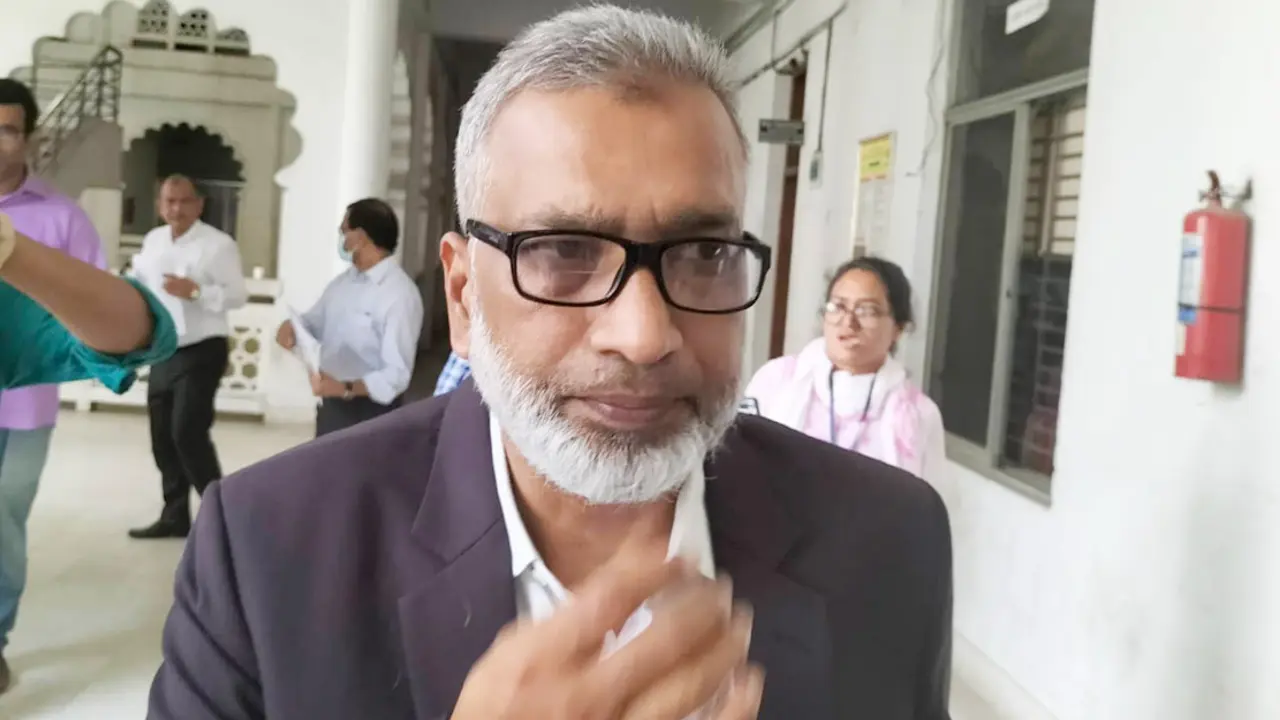 ২৪ বড় কেলেঙ্কারিতে ৯২ হাজার কোটির দুর্নীতি, নীরব ছিল বিএফআইইউ!
