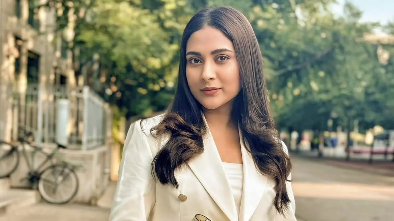 গণপিটুনিকে নরমালাইজ করা হচ্ছে কেন : মেহজাবীন