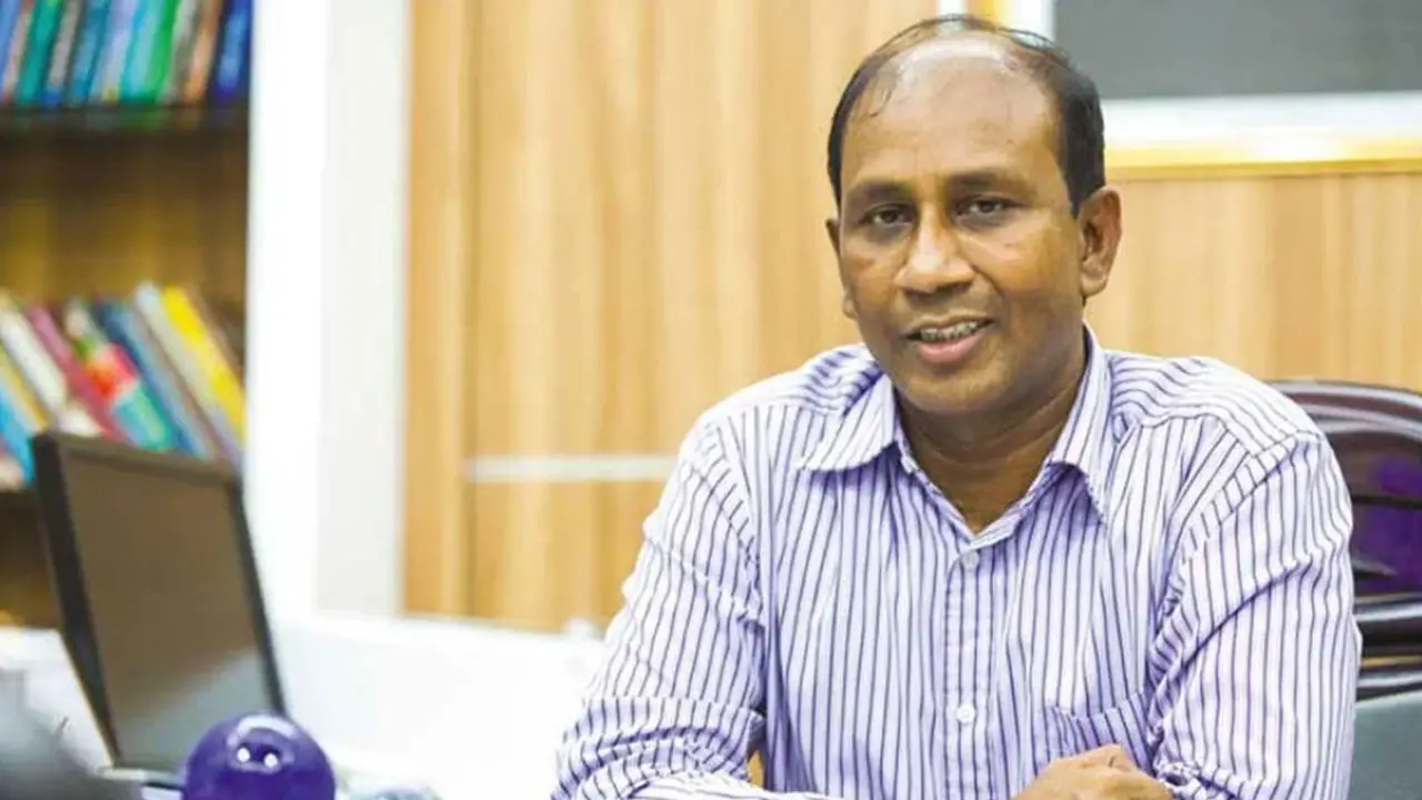 আন্দোলন দমনে সোর্স মানির নামে ২৫ কোটি টাকা আনিনি : মনিরুল