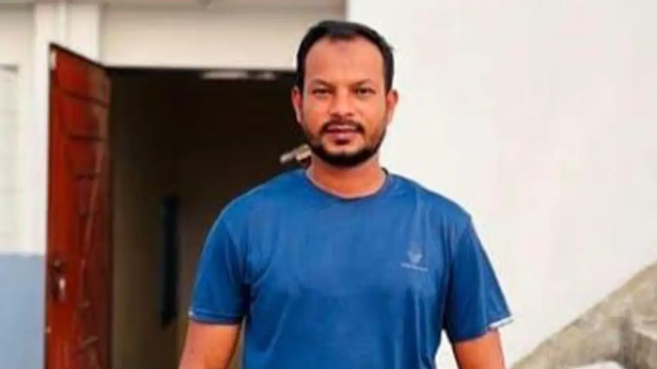 বন্যাকবলিত এলাকায় বিদ্যুৎ সংযোগ সচল করতে গিয়ে মিস্ত্রীর মৃত্যু 