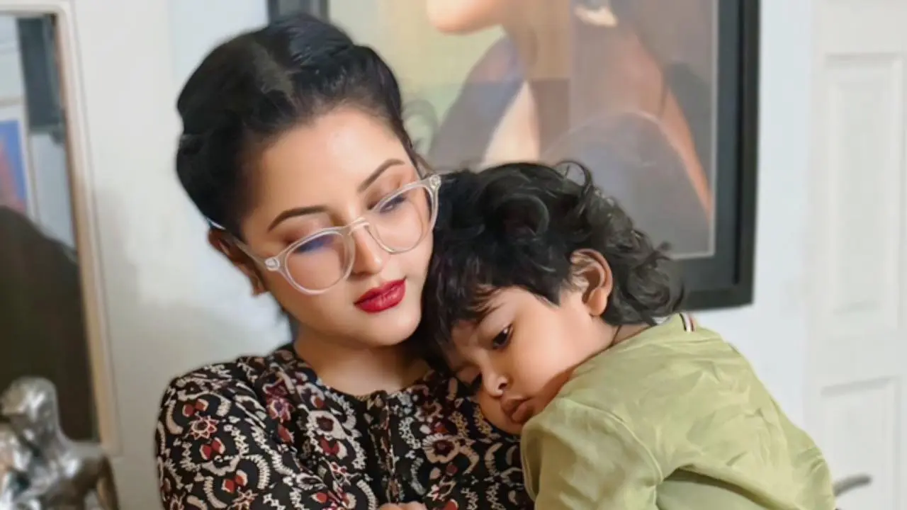 ‘মানবিক মানুষ হয়ে জগতে পুণ্যের আলো ছড়াও বাজান’