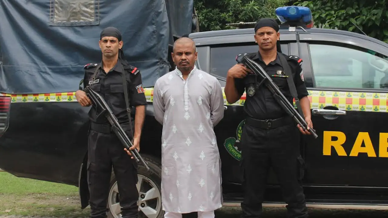 ৩ দিনের রিমান্ডে আন্দোলকারীদের মরদেহ পোড়ানো আরাফাত